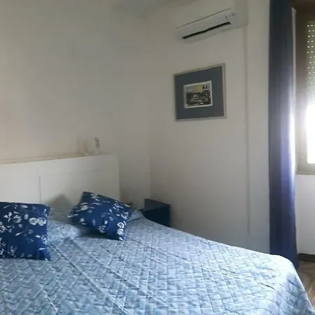 Apartment Per Vacanze Romane Tra Mare E Campagna *